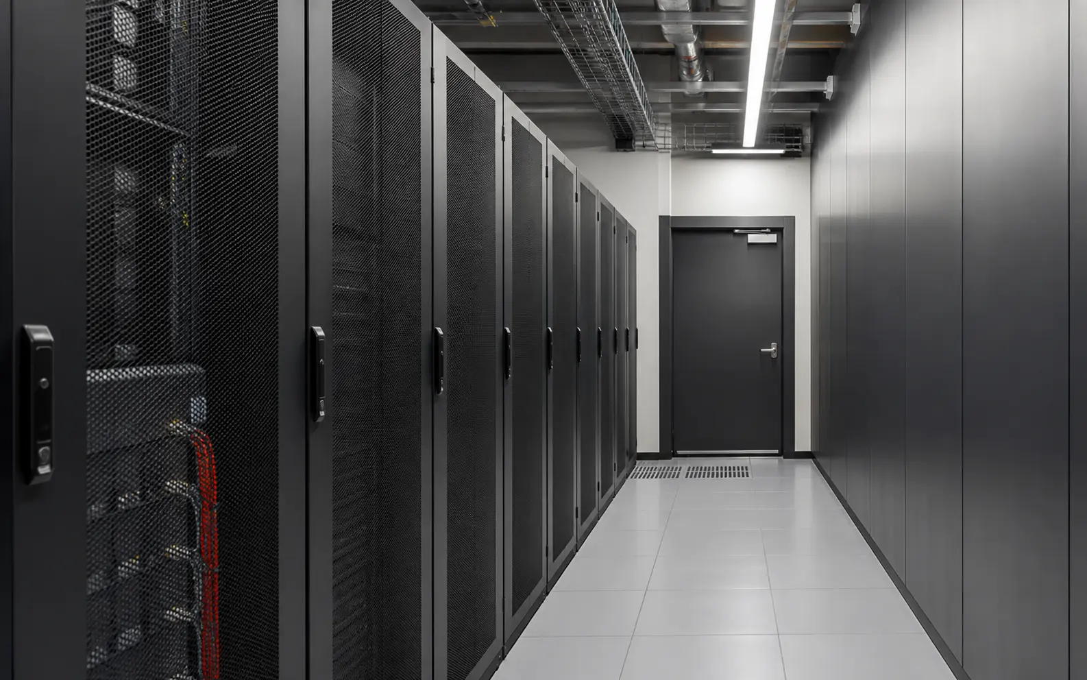Защищённый корпоративный центр обработки данных